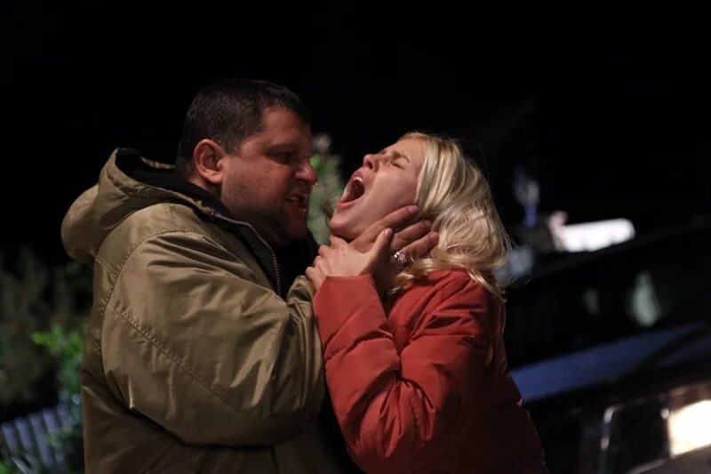 Екатерина кузнецова королева бандитов. Королева бандитов сериал 1 сезон. Александр самойленко королева бандитов. Екатерина кузнецова королева бандитов. Александр самойленко королева бандитов.