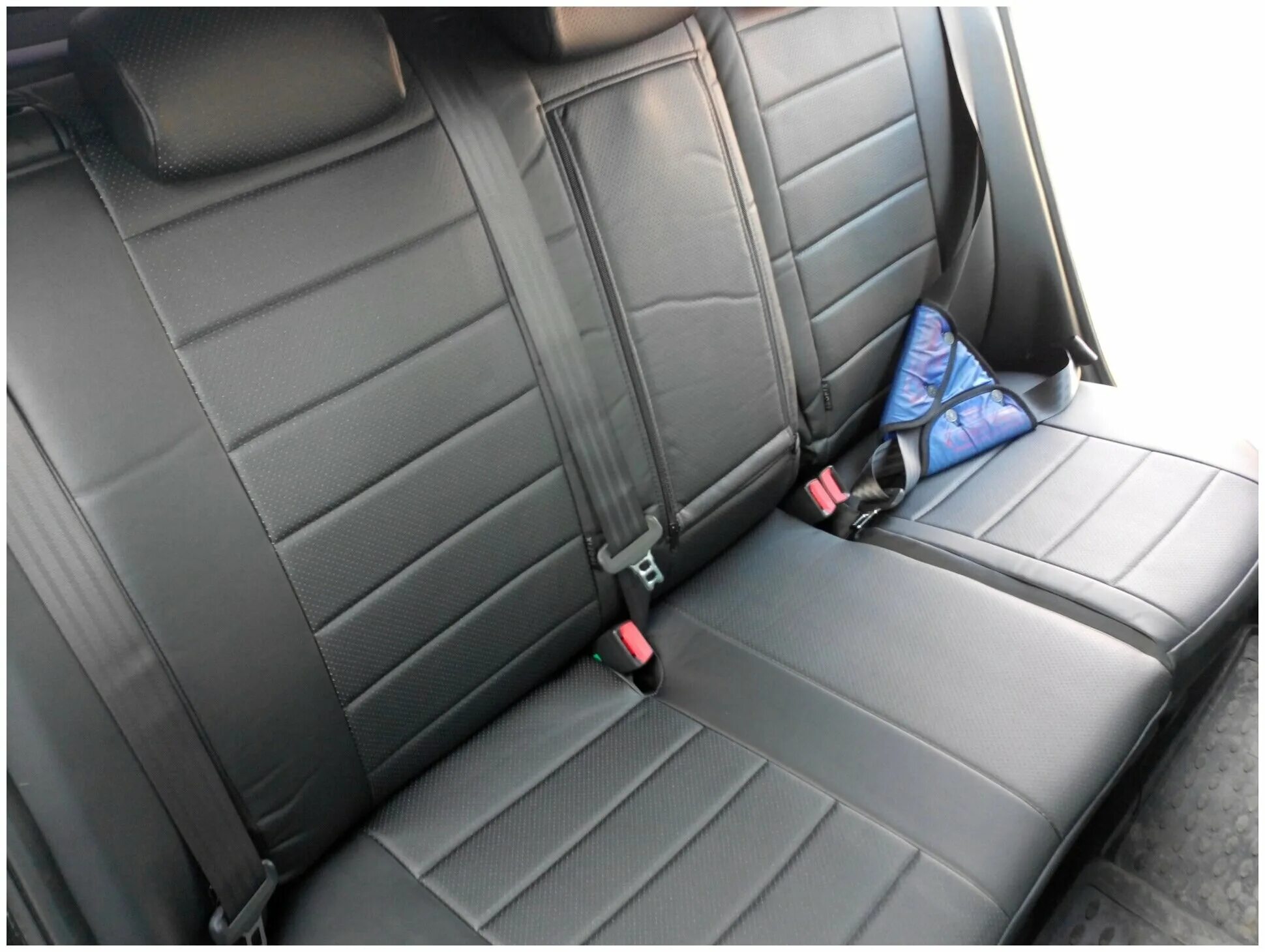 экокожа чехлы автопилот сайт. авточехлы автопилот экокожа аригон фольксваген поло. чехлы автопилот ford focus 2. авточехлы автопилот задний ряд. автопилот красные чехлы.