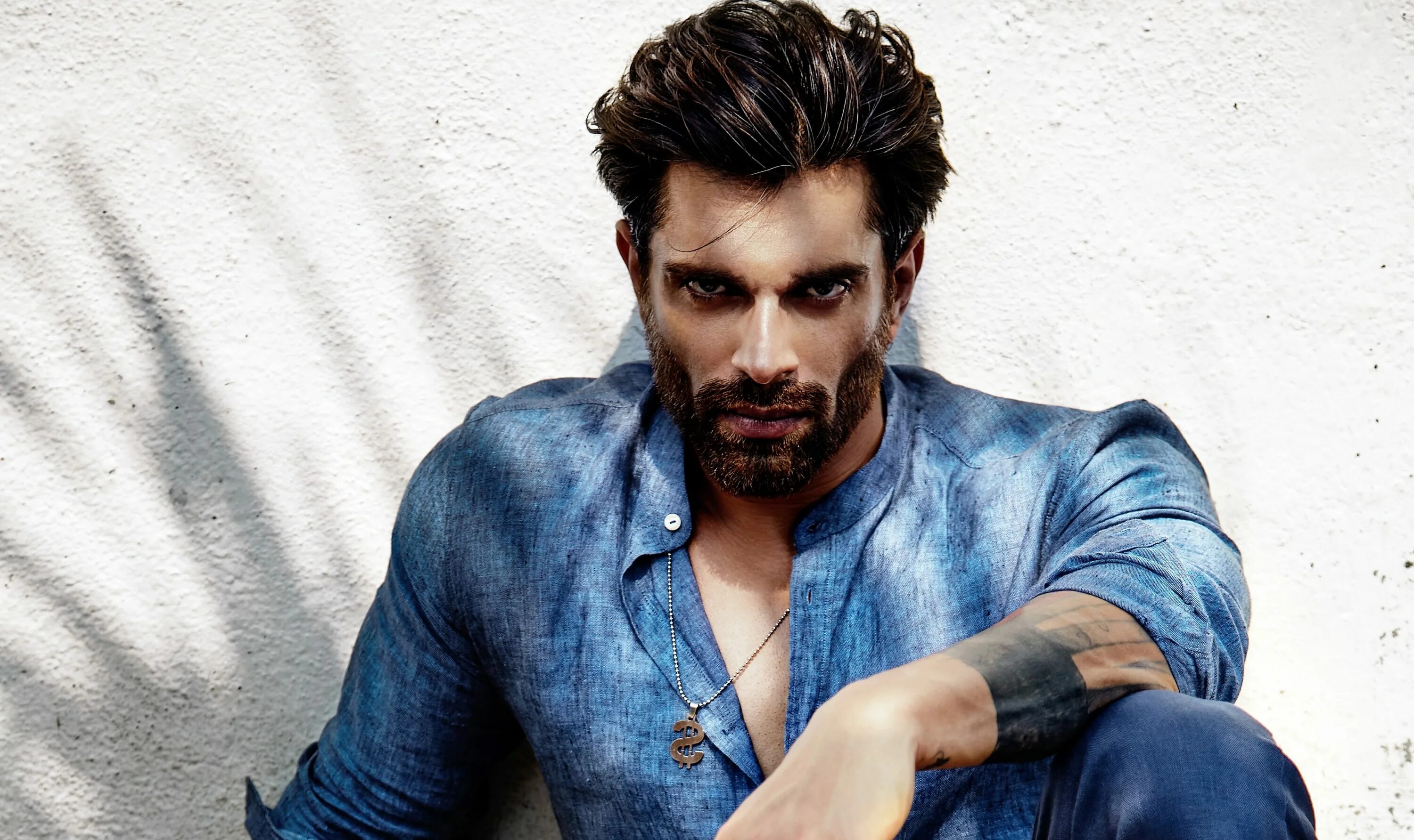 Каран гроувер. Каран гровер. karan singh grover. каран сингх гровер 2025. намик пол индийский актер.