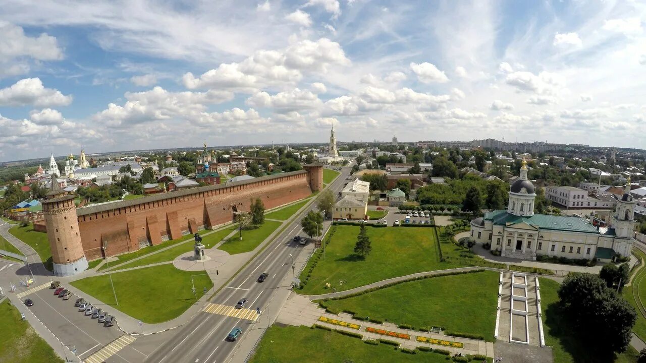 Коломна Кремль. Коломенский Кремль Коломна вид сверху. Коломенский Кремль с высоты птичьего полета. Коломенская крепость Коломна. Сайты г коломны