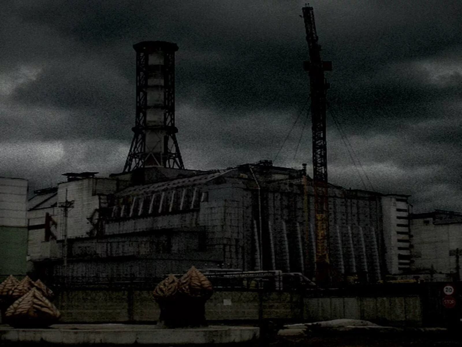 Chernobyl nuclear. Чернобыльская АЭС Припять. Чернобыль Припять АЭС. Припять ЧАЭС 1986. Сталкер 4 энергоблок.