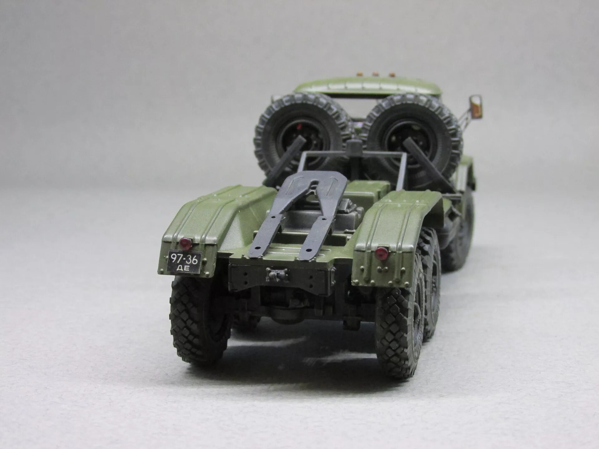 Модели avd models. ЗИЛ 131 AVD. ЗИЛ 131 АВД моделс. КРАЗ 1/72 AVD models. ЗИЛ 131 AVD 1/72.