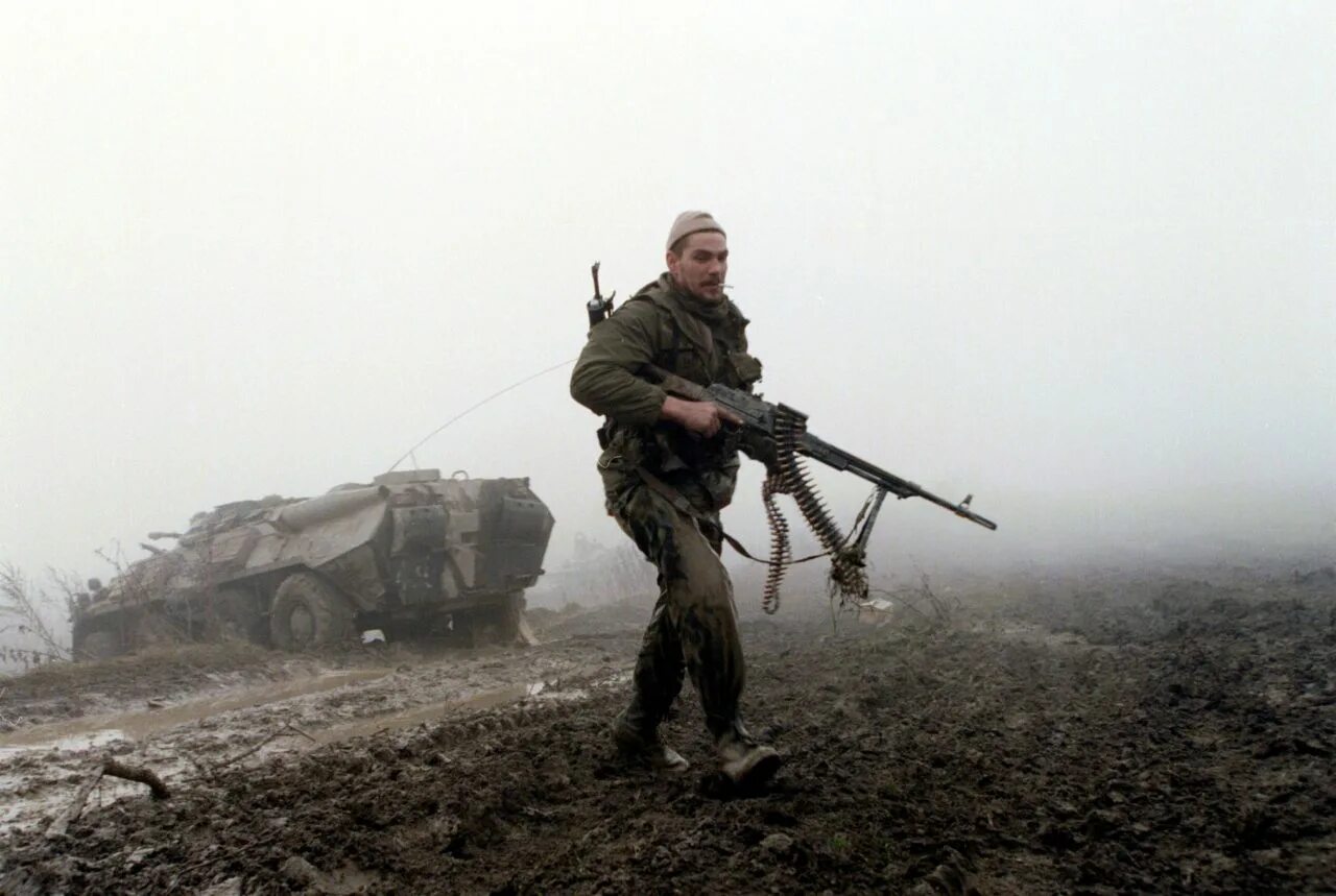 Ведено россия. Пулемётчик ПКМ Чечня 1995. Сергей волына морская пехота.