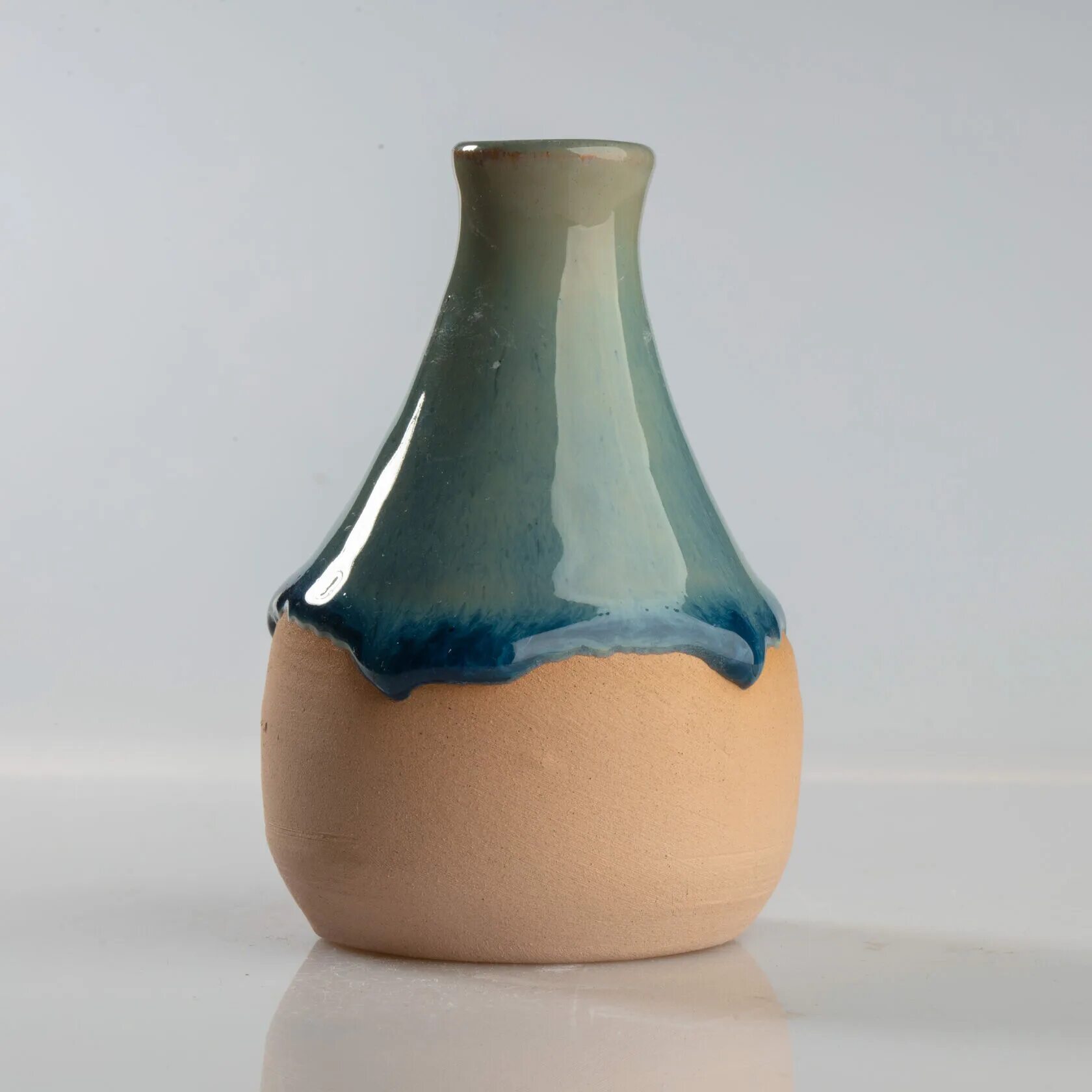 Глазурь 10039 les Temps modernes (200 гр), ovo Ceramics. Ovo 10014 Oophaga pumilio Blue глазурь. Низкотемпературная керамика. Низкотемпературная глазурь