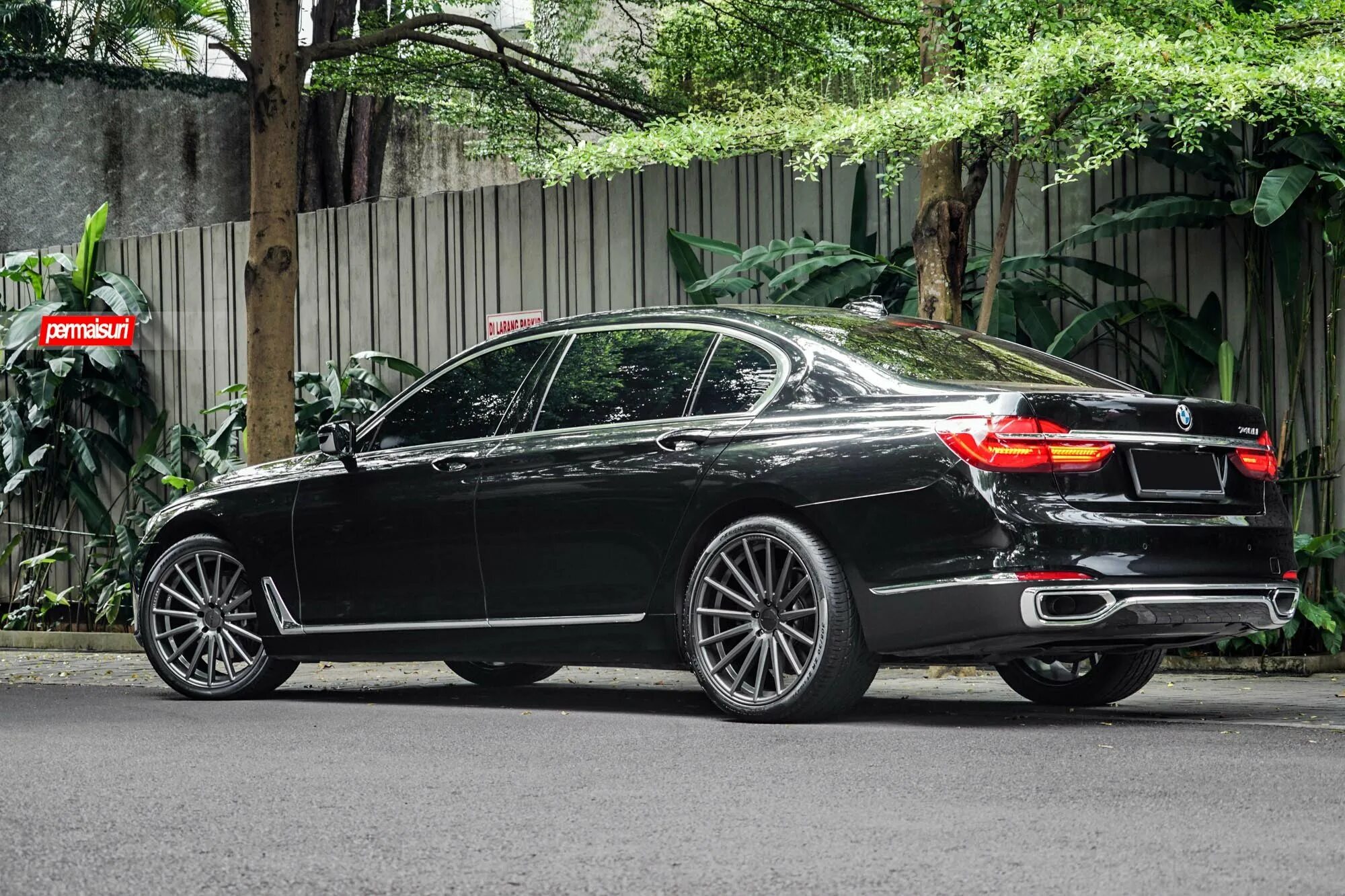 BMW 7 g11 r21. БМВ 740 li. BMW 7 g11 Wheels. BMW 7 g11/g12 r20. R 7 series