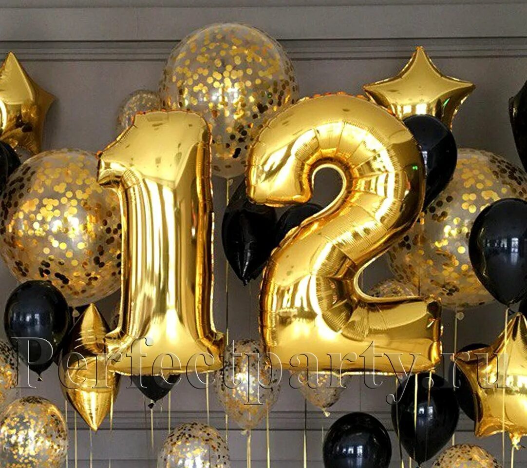 Шарики на день рождения 14. Цифра 12 шарики. Композиции из шаров с цифрами. Шары золото с черным. Шары на 10 лет мальчику.
