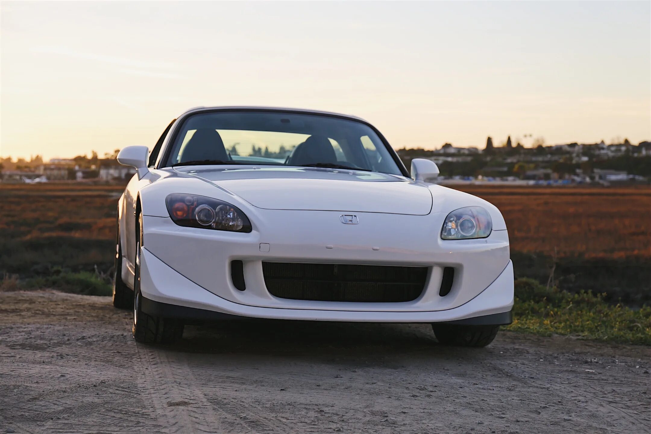 Honda s2000 stock. Honda s2000 back. Honda s2000 белая. Honda s2000 2008. S 2000 купить