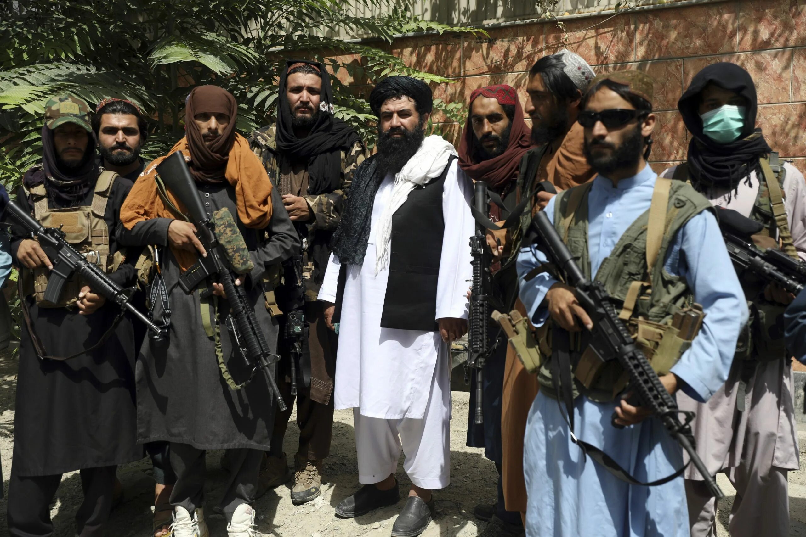 Таджики про террористов. Глава Талибана в Афганистане.