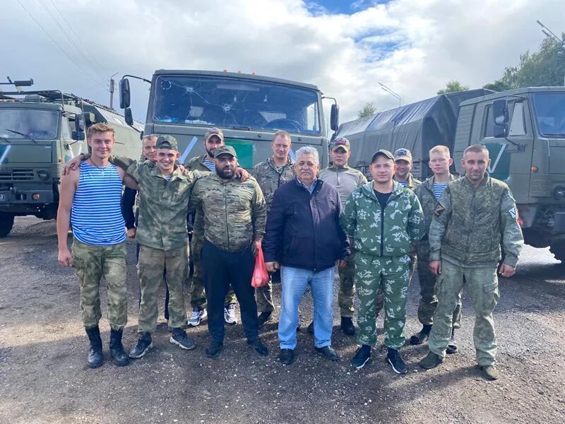 Военные новости брянской. Фото русских военных. Военная часть. Военная колонна. Военные в Брянской области.