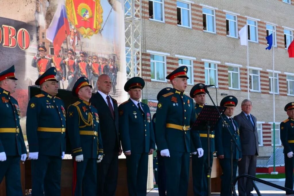 Новосибирском высшем военном командном училище. НВВКУ Тырнов. НВВКУ Гук. Новосибирск военное училище разведки. Высшее военное командное училище в Новосибирске.