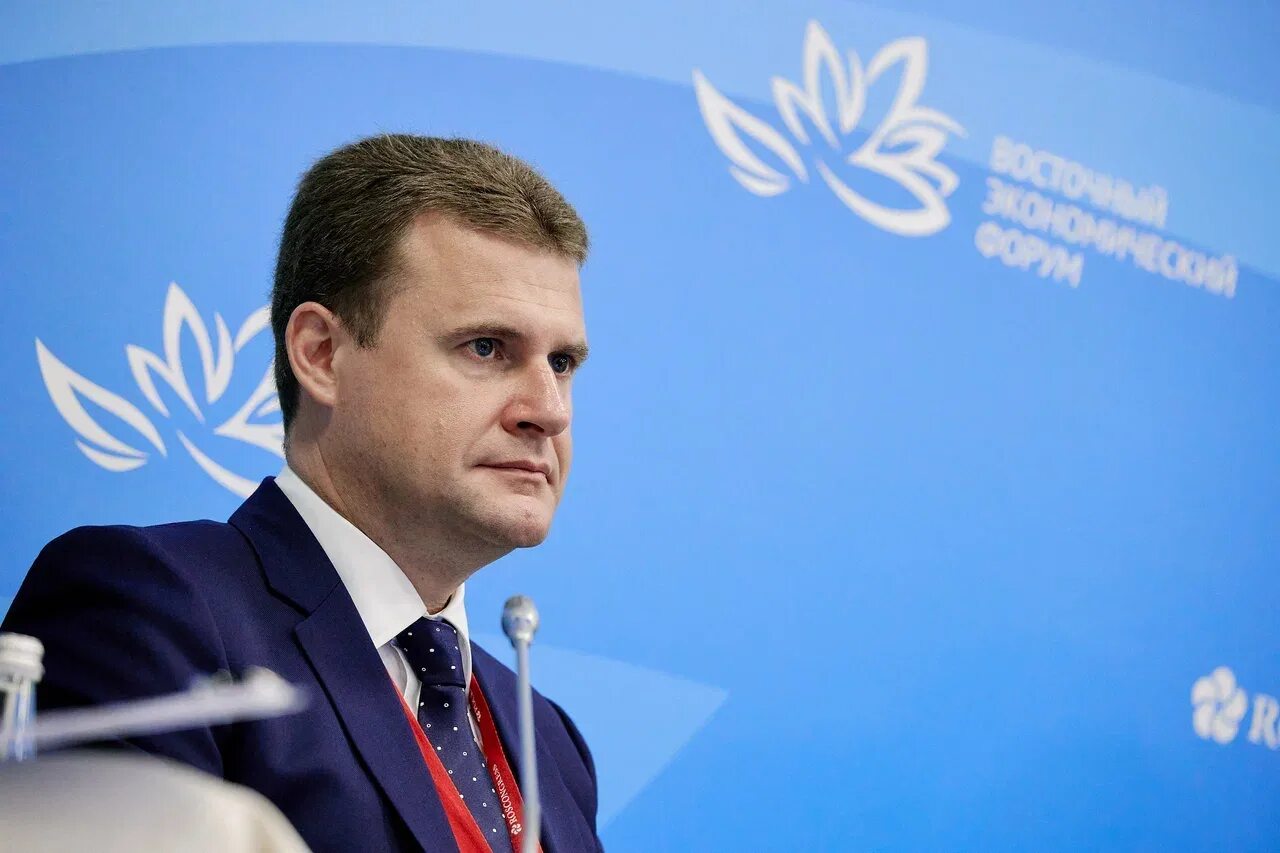 Министром дальнего. Министр арктики чекунков. чекунков министр по развитию дальнего востока и арктики. минвостокразвития министр. алексей олегович чекунков российский политик.