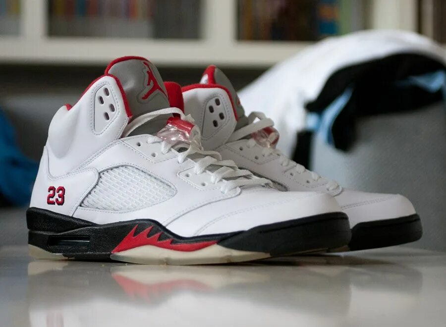 Air jordan 5 white. Nike air jordan 5 retro white. Nike jordan 5 retro metallic white. Nike air jordan 5 retro white. Air jordan 5 белые white.