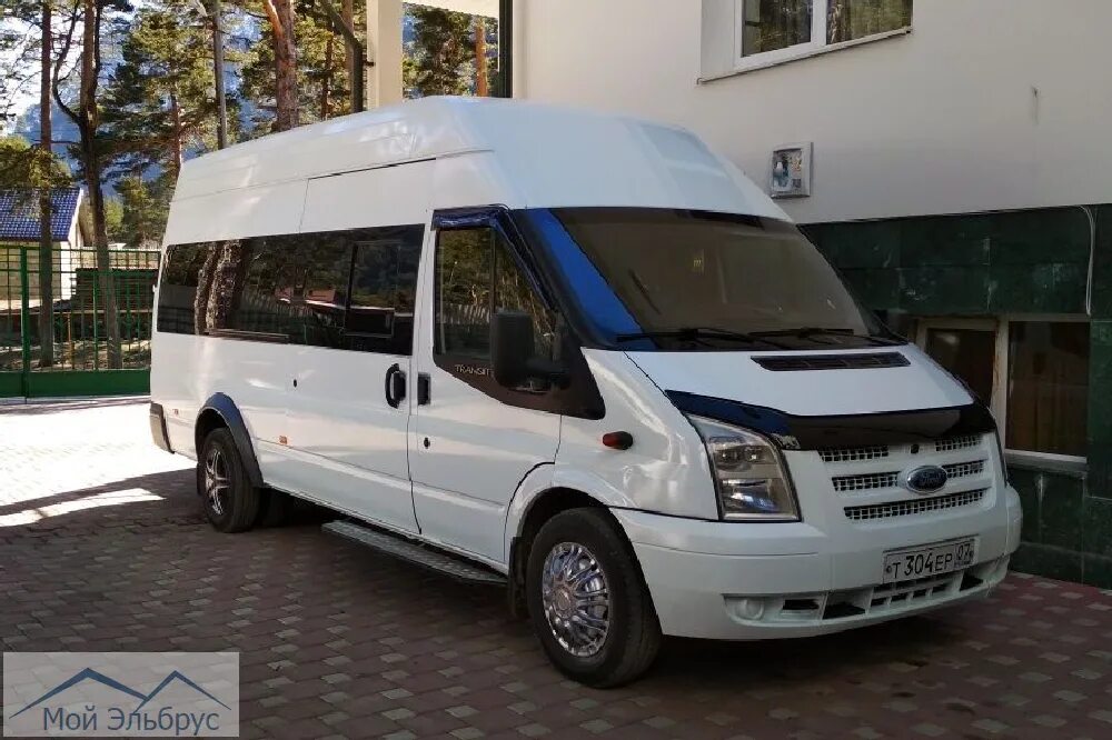 Транзит краснодарский край. Ford Transit пассажирский. Форд Транзит 18 мест. Форд Транзит микроавтобус 2011 привод. Форд Транзит пассажирский 18 мест.