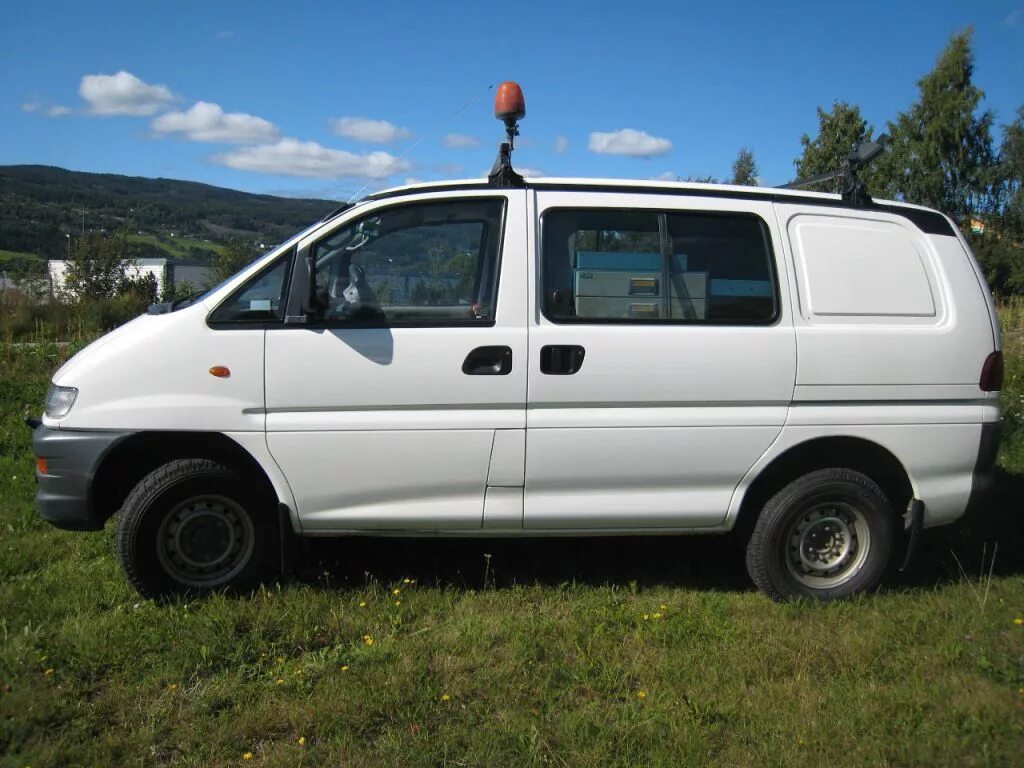 Mitsubishi l400. L400 Mitsubishi 4x4. Mitsubishi l400, 1997. Мицубиси l 300, l 400.