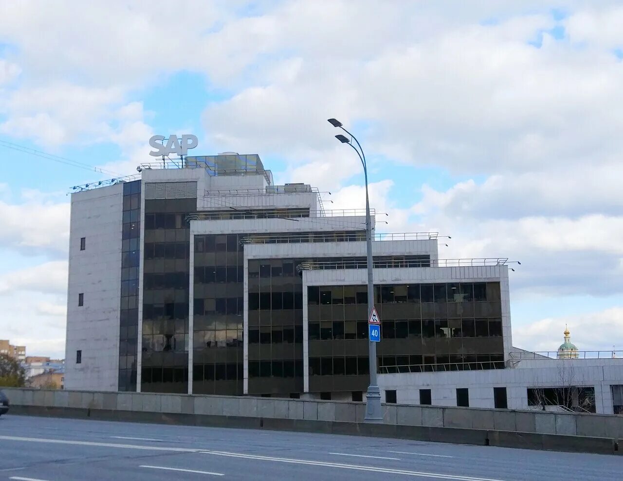 космодамианская набережная метро ближайшее. 52. космодамианская набережная 52 riverside towers. москва космодамианская набережная 52с7. космодамианская набережная 52 стр 5.