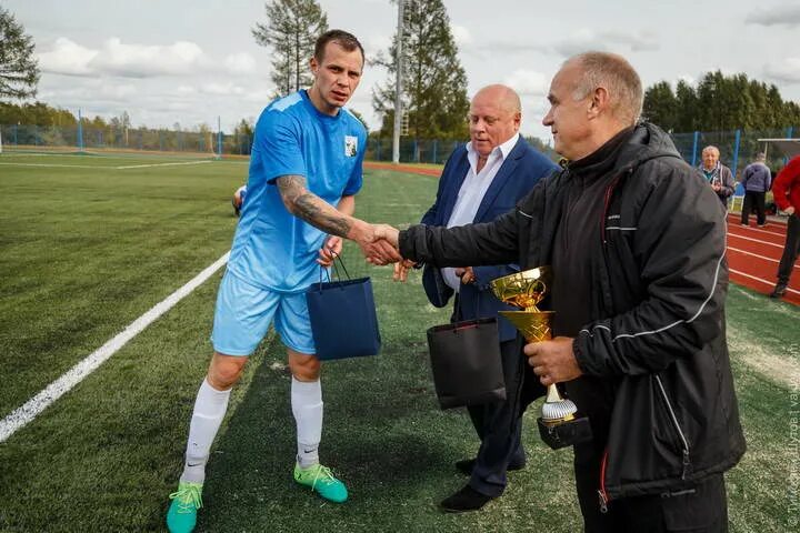 Сайт водоканала великий новгород. ФК Водоканал Великий Новгород. Футбольная команда Валдай. Валдай площадка футбол. Валдай Водоканал.