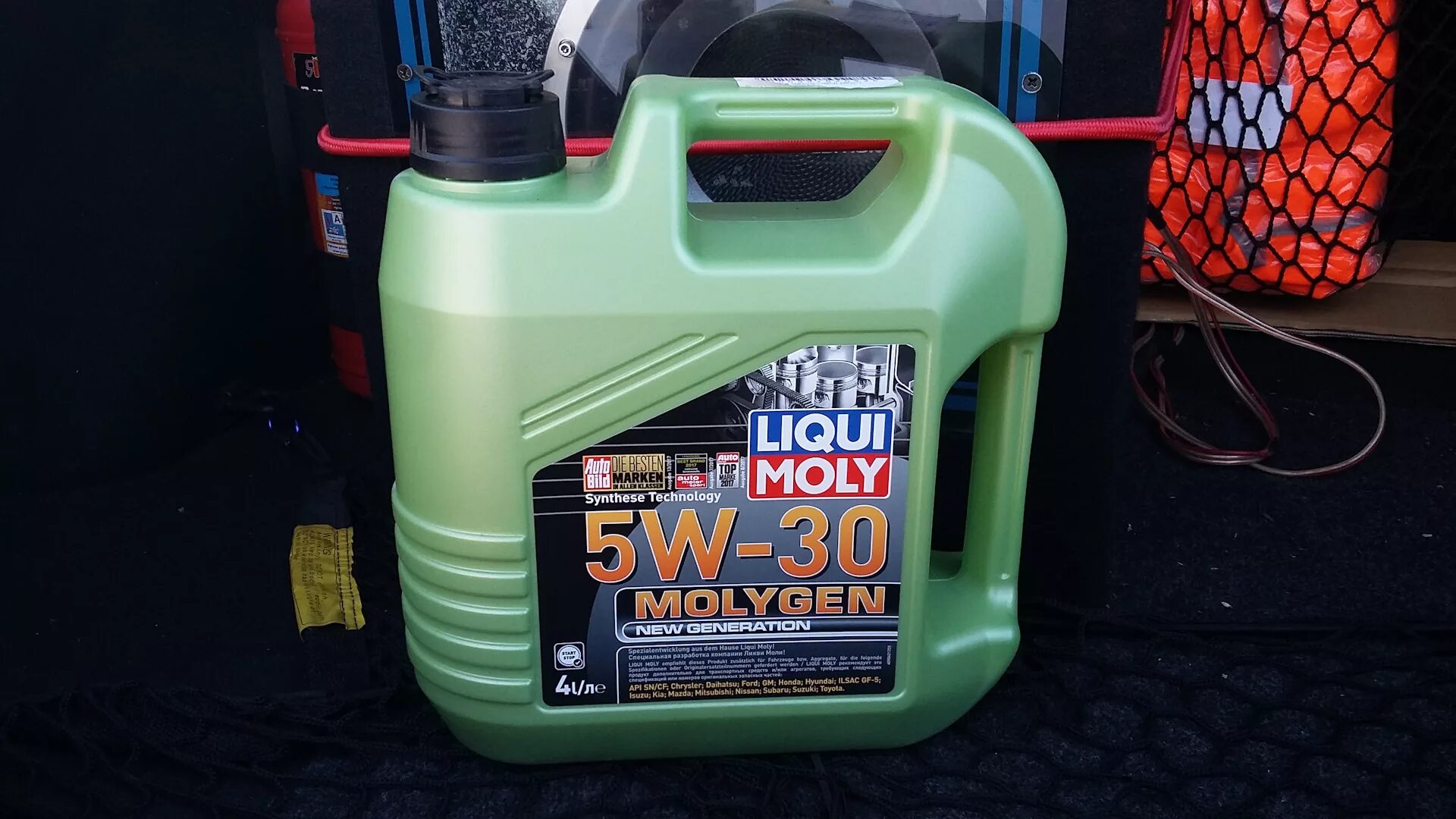 Ликви моли молиген 5w30. Liqui Moly молиген. Liqui Moly Molygen 5w-30 4 л. Molygen New Generation 5w-30.