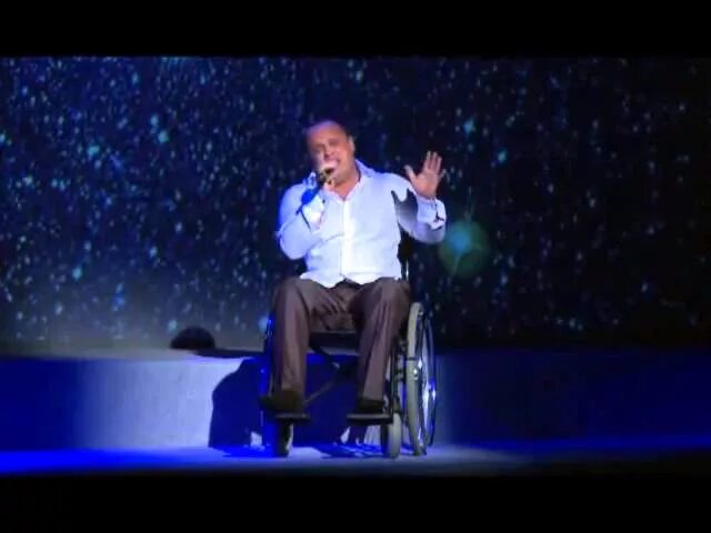 песни куст падал белый снег. максим куст падал белый. михаил куст падал белый снег. максим куст в салавате снег. песни куст падал белый снег.