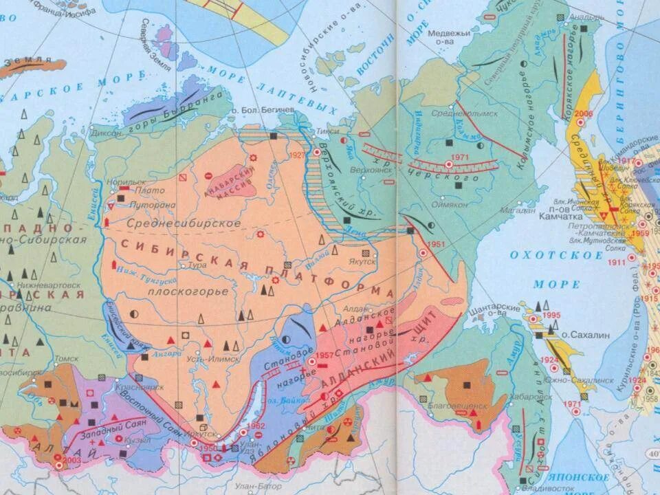 Геологическое восточной сибири. Тектонические структуры Северо Востока Сибири. Границы сибирской платформы на геологической карте. Тектоническое строение горы Северо Восточной Сибири. Тектоническая карта средней Сибири.