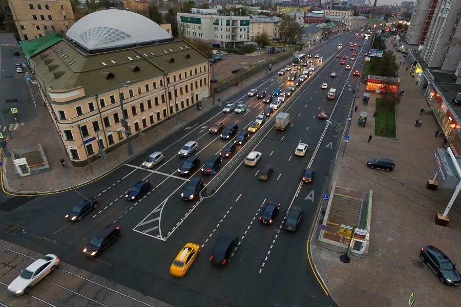 Перекресток на Таганской площади. Разметка на Таганской площади. Веб камера Москва улица. Веб камера Комсомольская площадь Москва.