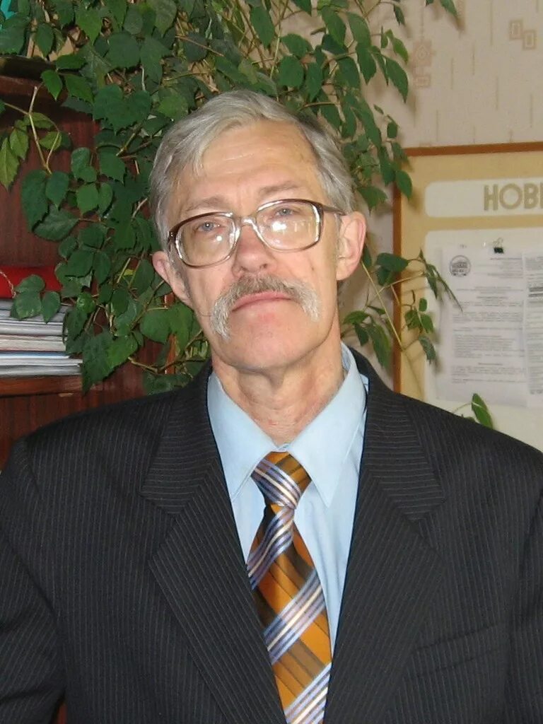 паек хлеба в блокадном ленинграде. пайков михаил николаевич. паек для пенсионеров. михаил пайков настольный теннис. пайков н н.