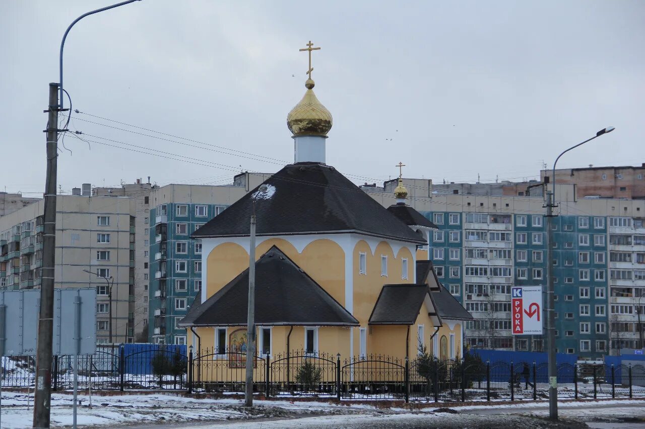 Храм долгоозерная 17. Храм долгоозерная михаила. Храм архангела михаила на долгоозерной улице. Храм долгоозерная 17. Храм долгоозерная михаила.