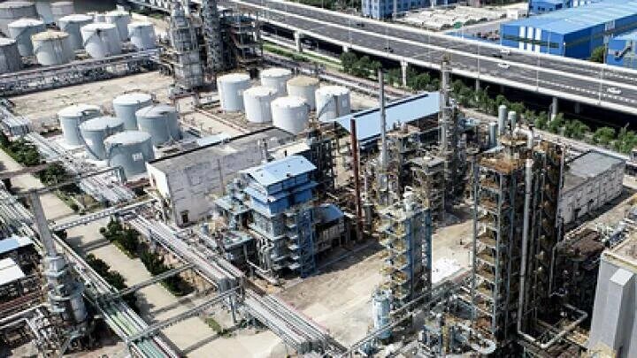 На Омском НПЗ запустят новый комплекс глубокой переработки нефти 12 канал