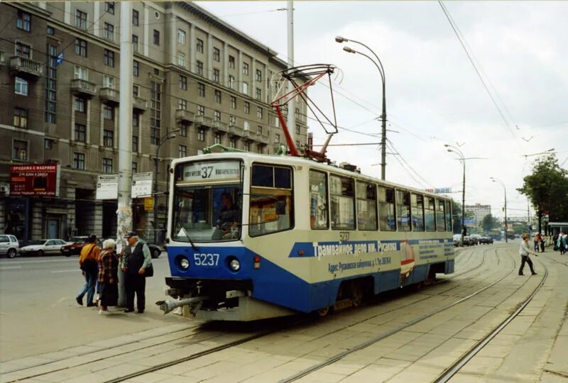 Остановки трамвая 37 в москве с остановками. Шоссе энтузиастов метро новогиреево трамвай. Ктм 619. Показать остановки трамвая 50 москва. Трамвай 37.