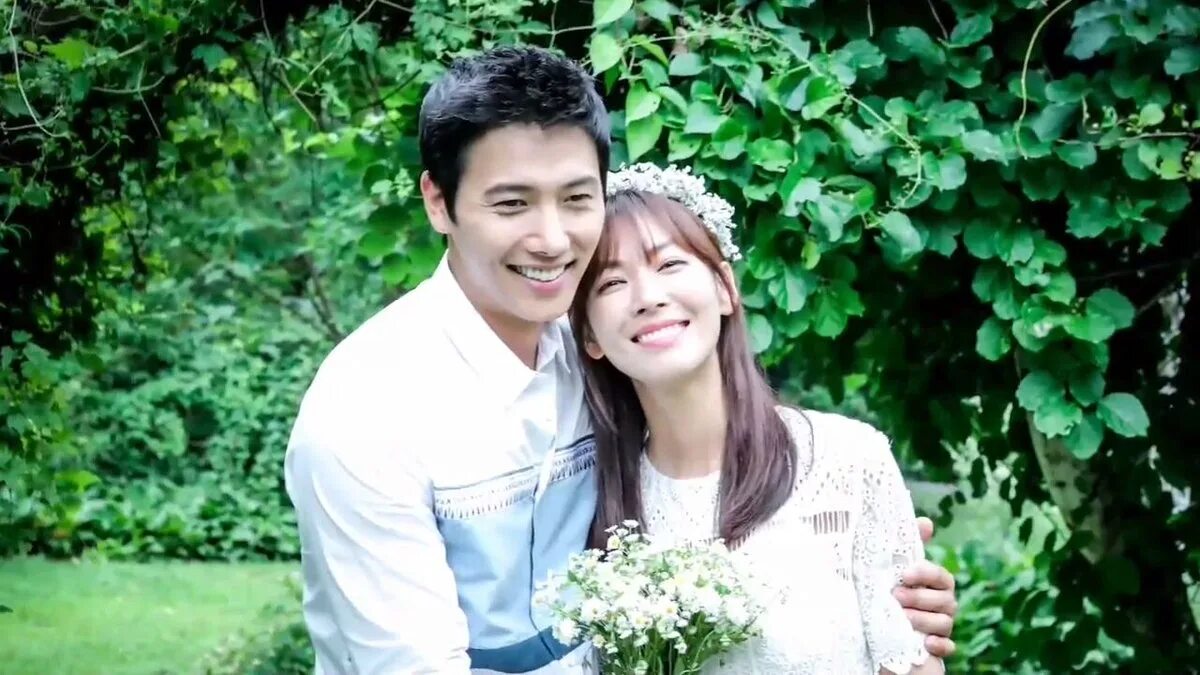 Lee Sang Woo and Kim so Yeon. Ли со Ен беженка.