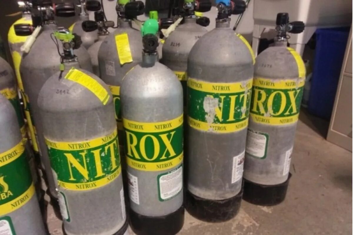 Баллон Nitrox. Дыхательный ГАЗ Nitrox. Nitrox 2 баллона. Газовый баллон дайвинг. Газ для дыхания водолазов