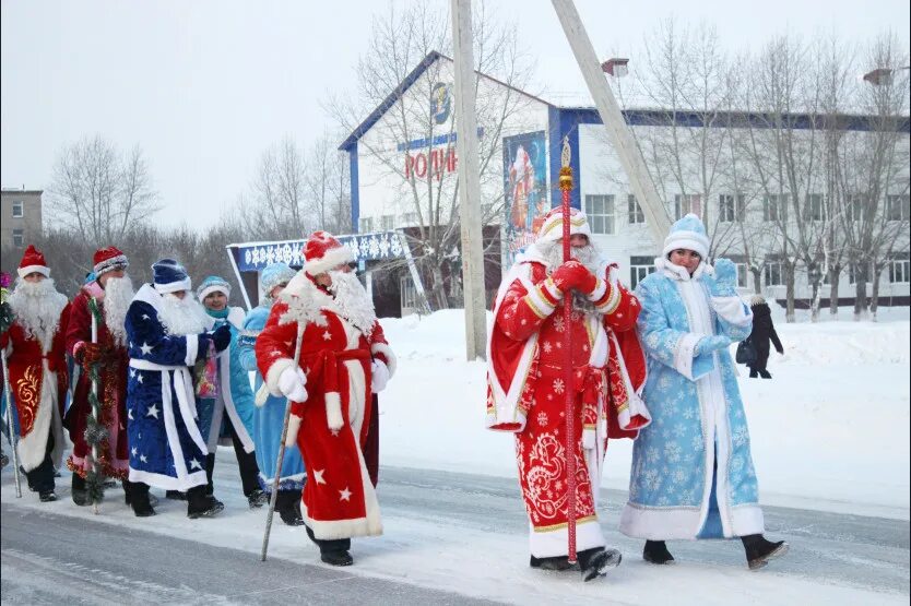 Прогноз погоды татарск новосибирская область. Шествие дед Морозов в Новосибирске. Дед Мороз в Татарске. Город Татарск Новосибирская область. Погода в Татарске.