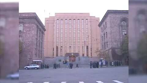 Сколько посольства в армении