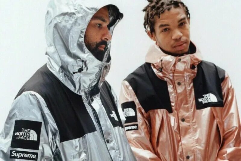 Supreme nike leather anorak. Supreme akira. Коллаборация луи виттон и суприм. Худи суприм колаба. Supreme x champion hoodie.