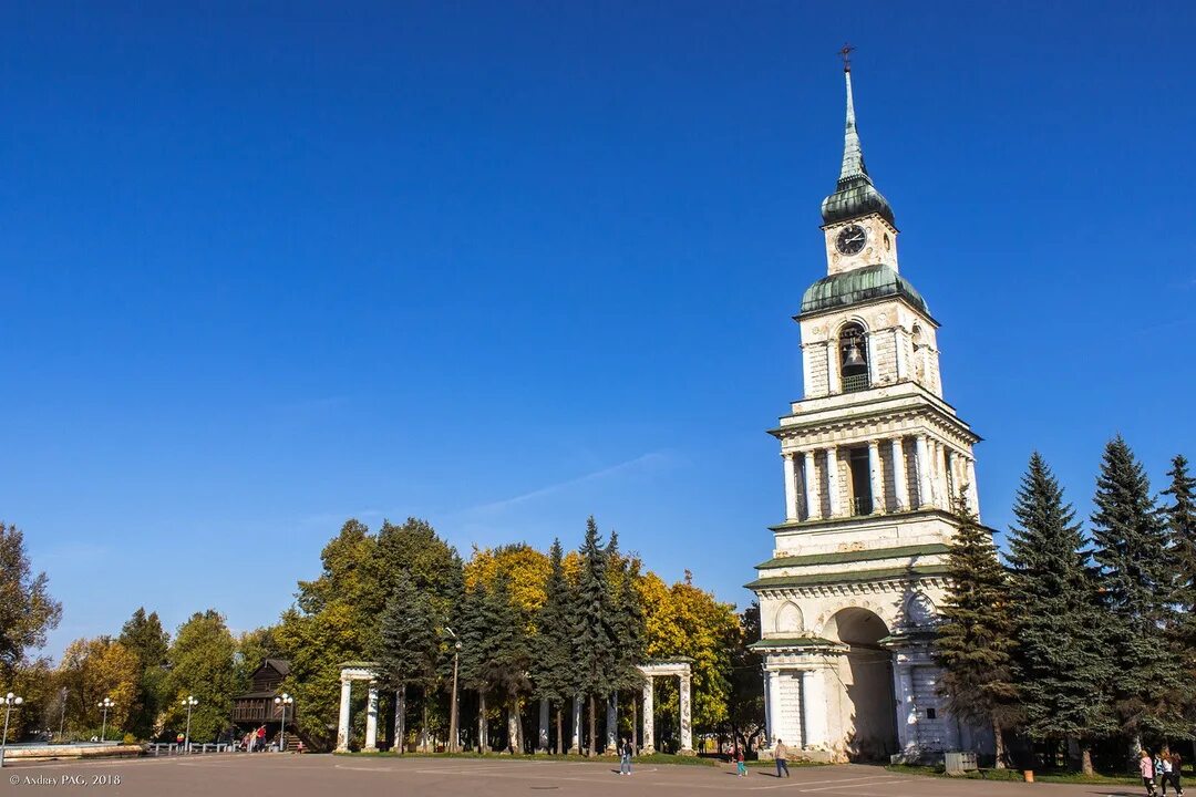 Фото г слободской. Колокольня преображенского собора слободской. соборная площадь слободской. слободской площадь города. город слободской кировской области.