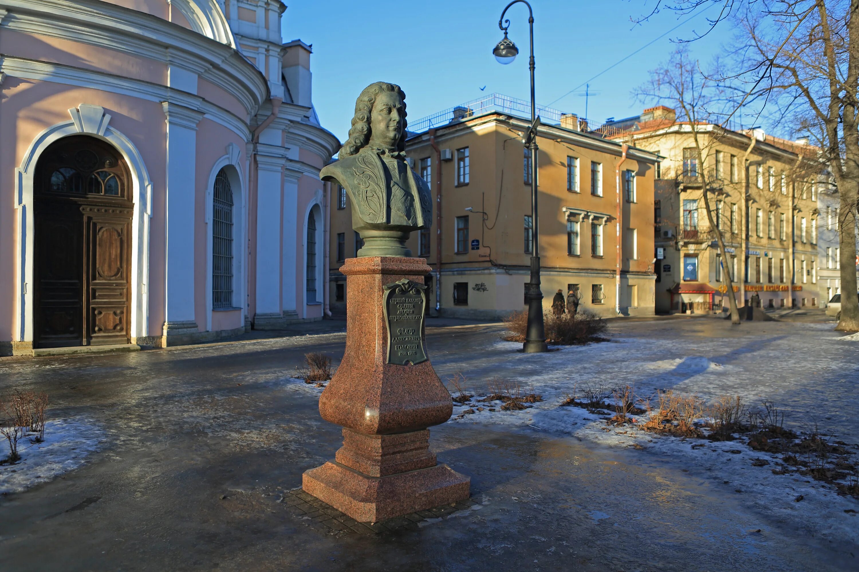 Памятник василию на васильевском острове. Памятники петровской эпохи. Памятники на васильевском острове. Памятник василию на васильевском острове. Памятник бомбардиру василию корчмину в спб на васильевском.