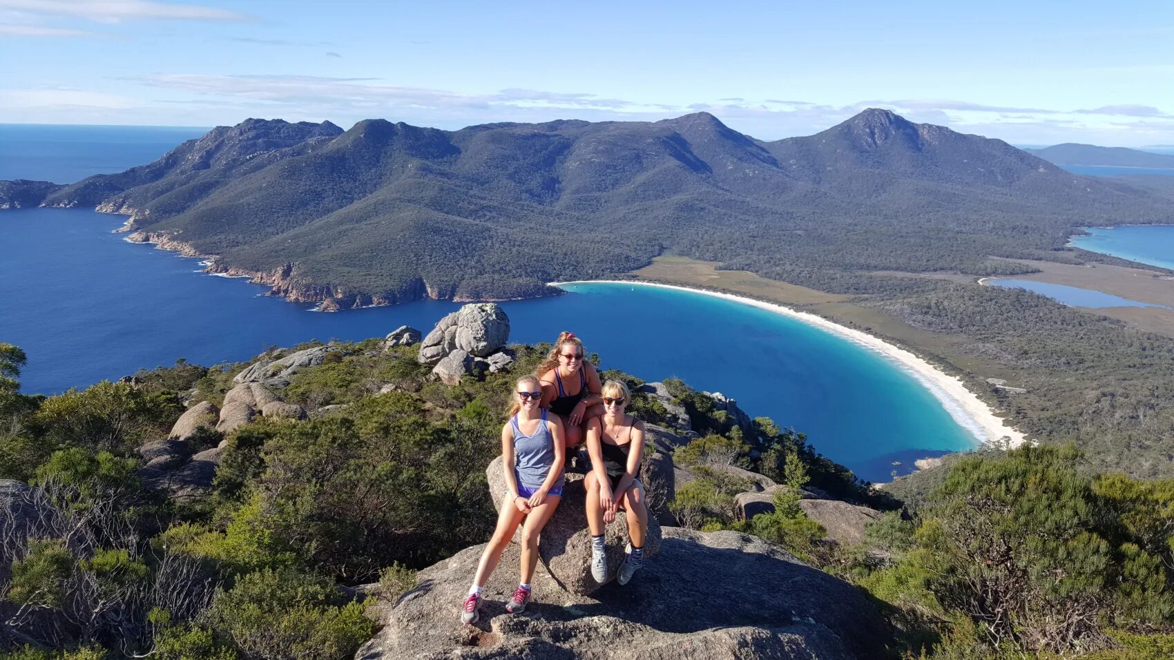 Freycinet Lodge Coastal Pavilions by Liminal Studio Wowow Home Magazine Tasmania