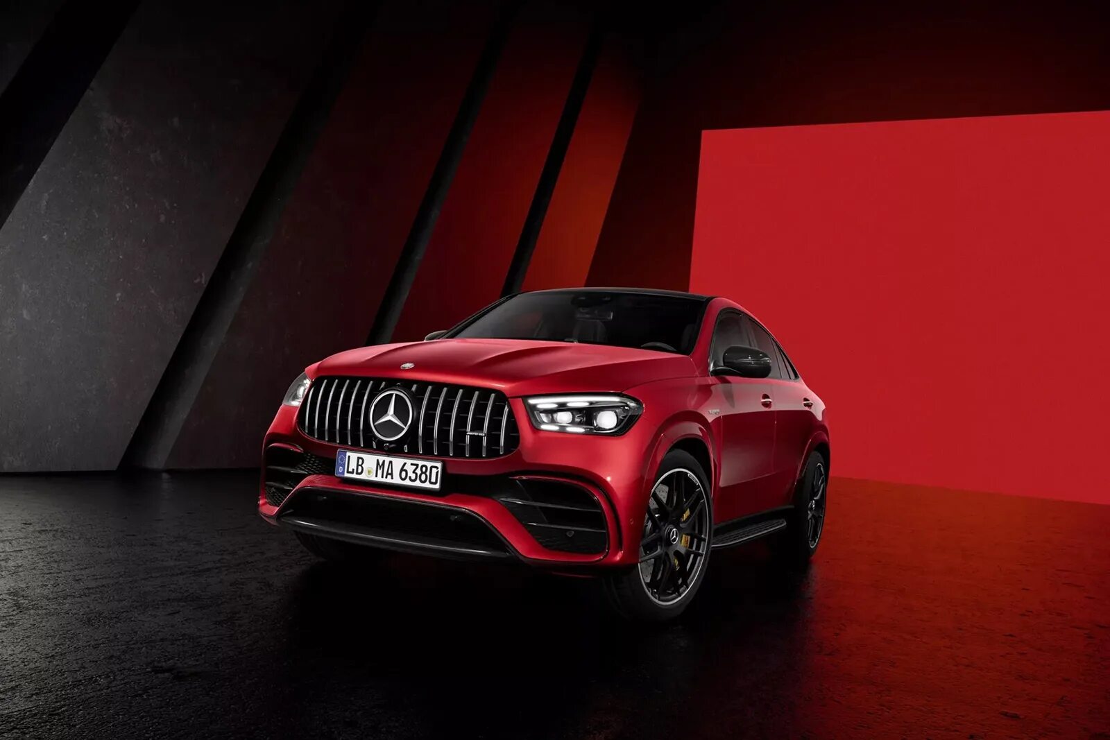 Mercedes coupe 2024. Mercedes Benz GLE 63s AMG. Мерседес GLE Coupe 2023. Мерседес GLE 2024. Mercedes GLE AMG 2023.