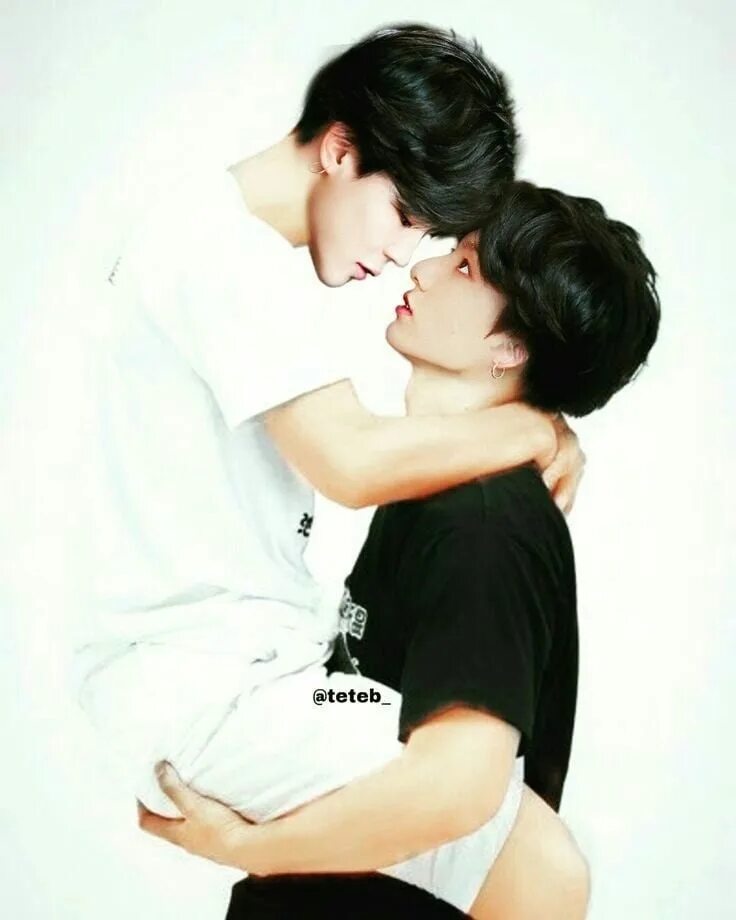 Тэхён бтс и дженни. Вигуки bts. Ви пара. Бтс тэхен поцелуй. Бтс чонгук и тэхен.