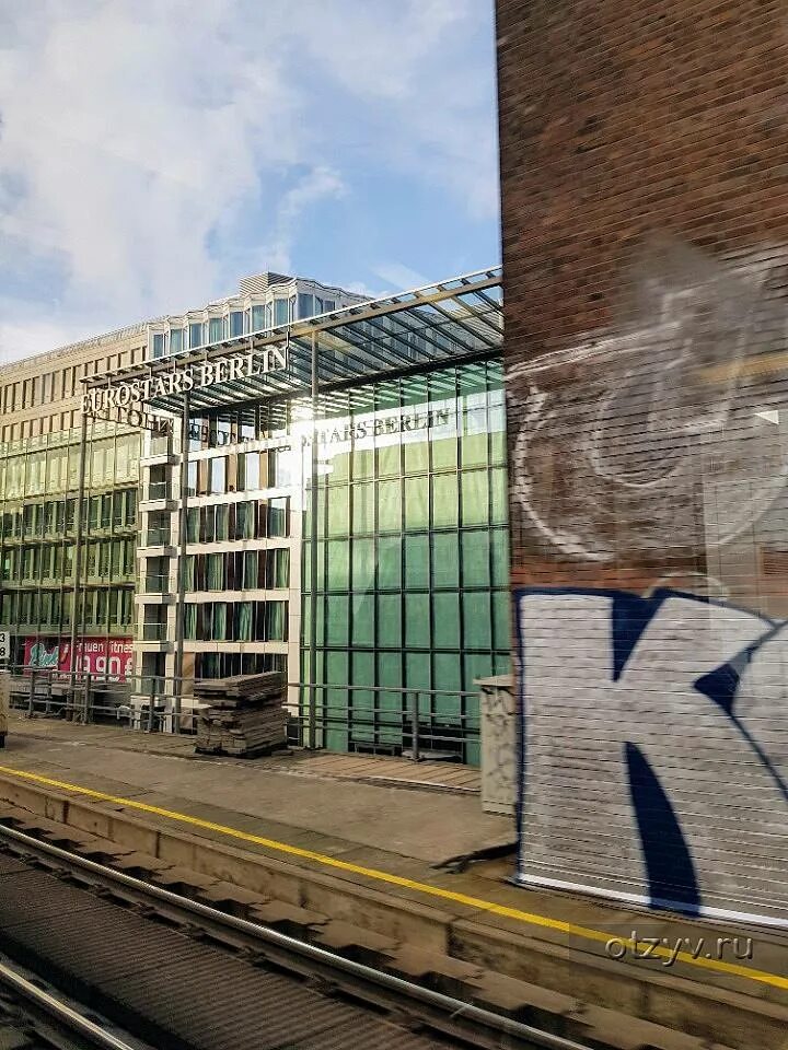Потсдамская декорация фото. Ночь музеев берлин. Москва 2019 берлин. Берлинский марафон 2020. Рамштайн концерт в берлине.