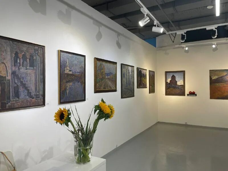 Выставка малявина ф а в русском музее и гтг. Москва музей пушкина выставки. Музей рериха на вднх. Экспозиция выставки. Гэс москва музей.