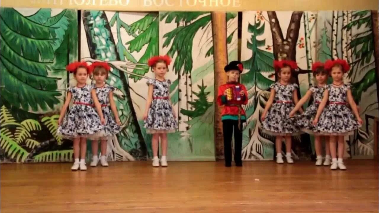 Детский танец с корзиночками. Танец сережка в детском саду. Ох серёжка. Танец сережка в детском саду. Песня ох сережка.