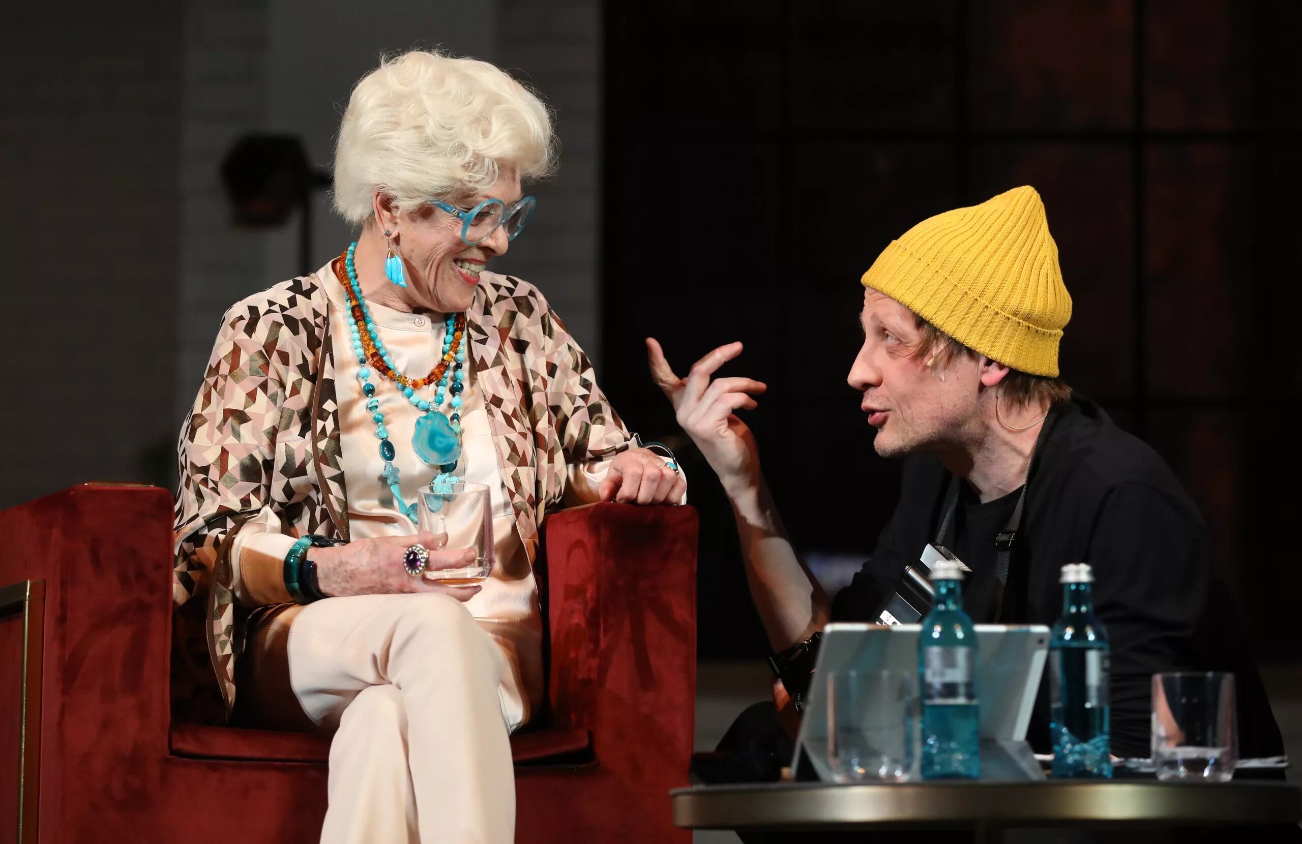 алиса бруновна фрейндлих 2020. фрейндлих театр санкт петербург. спектакль бдт с фрейндлих и басилашвили. алиса фрейндлих спектакли. алиса фрейндлих спектакли.