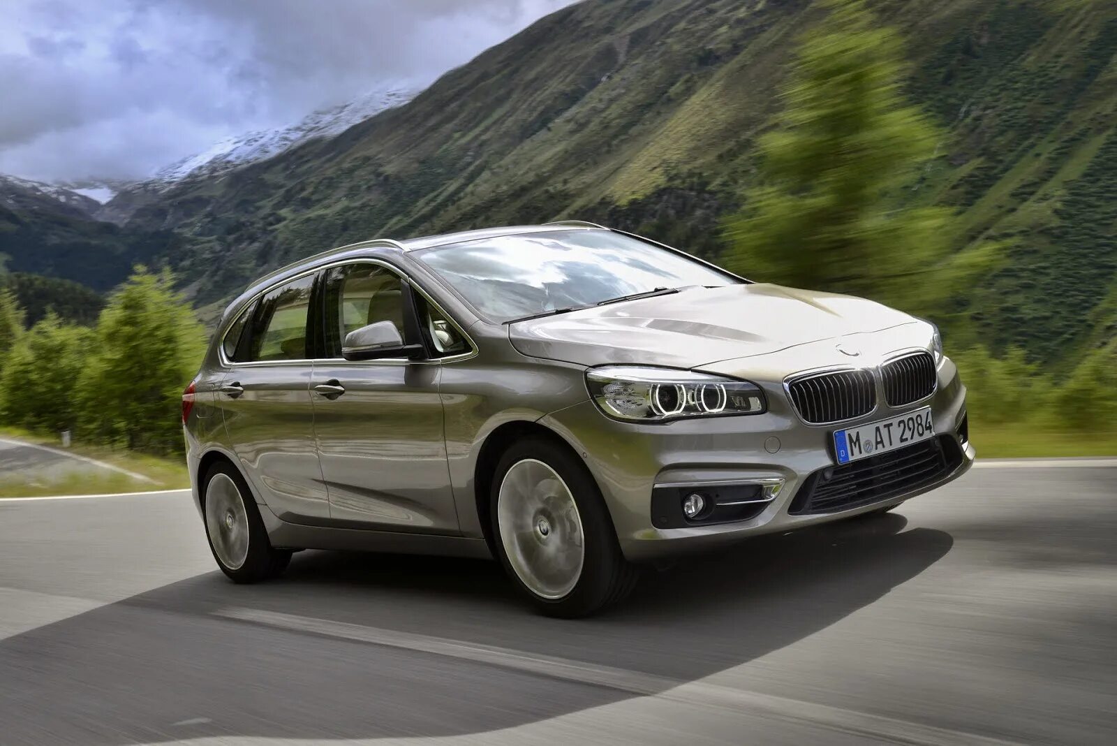 BMW serie 2 Active Tourer aut.. BMW 2er Active Tourer. БМВ 225i. BMW 214d Active Tourer. Bmw 2 series active tourer