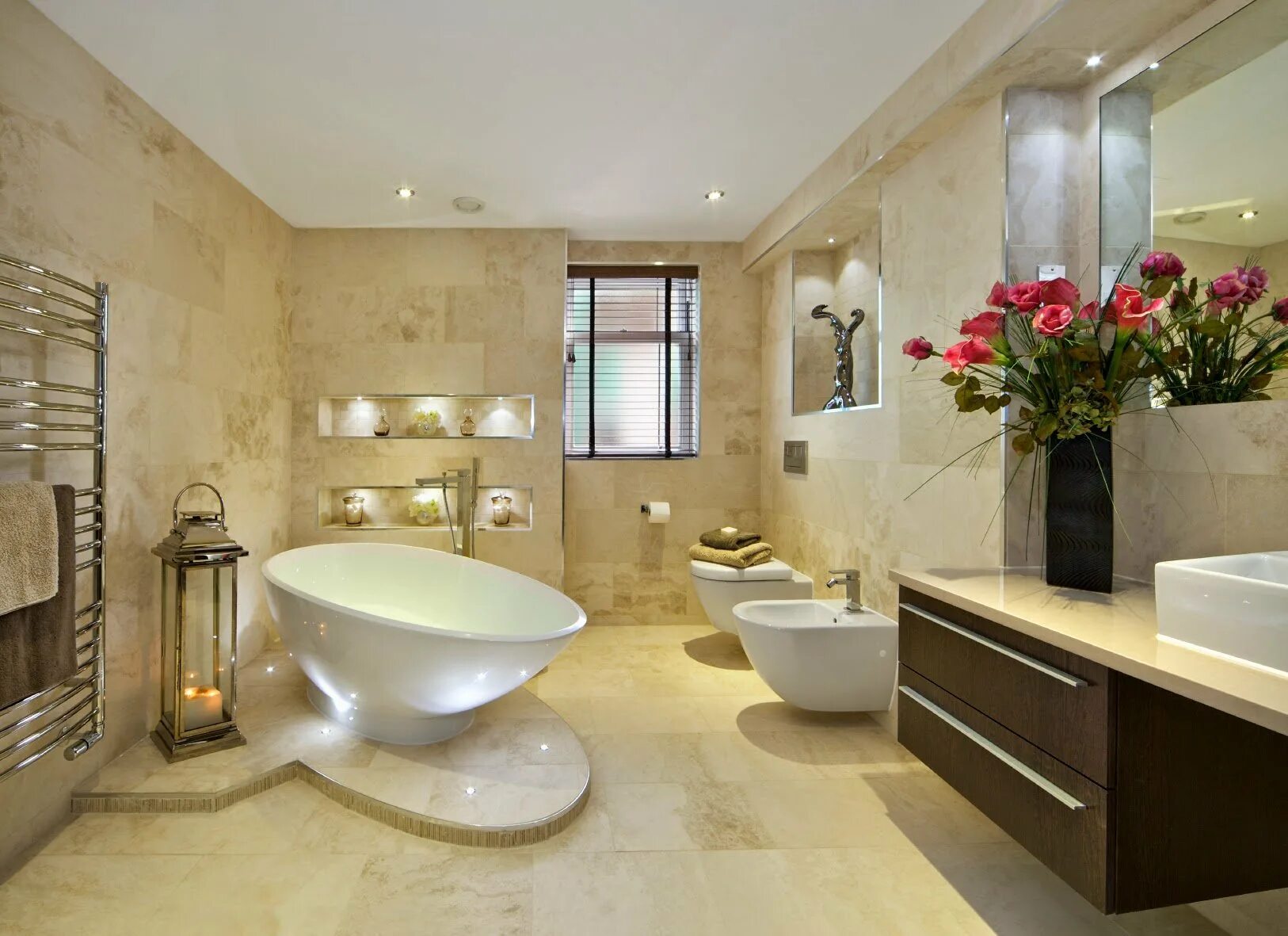 Ванная в квартире. Красивые Ванные комнаты. Красивый интерьер ванной комнаты. Красивая большая ванная комната. Дизайн большой ванной комнаты.