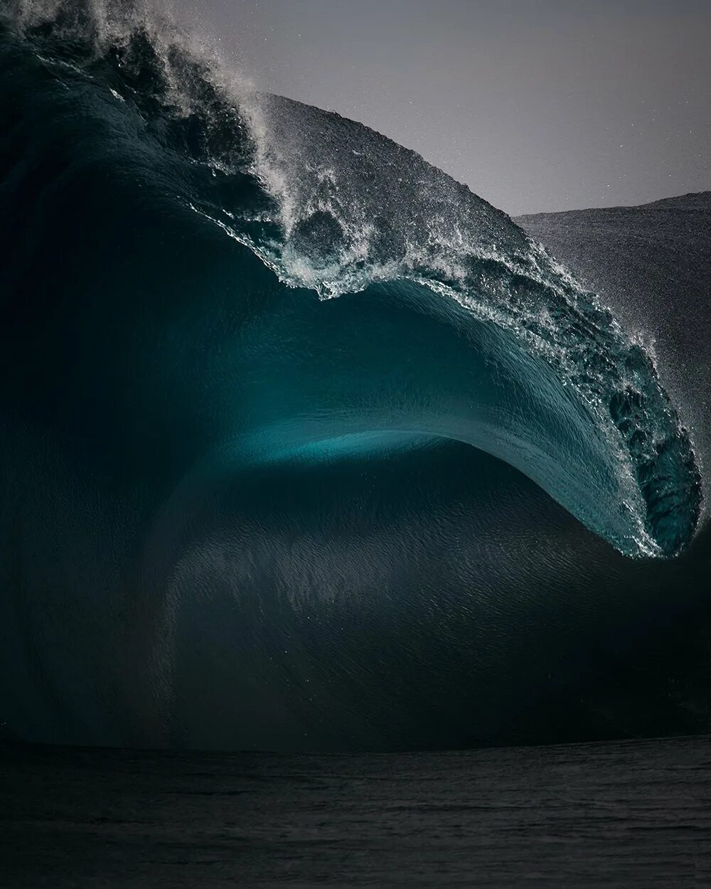 Волны огромные страшные. Огромные волны. Океан волны. Море, волны.