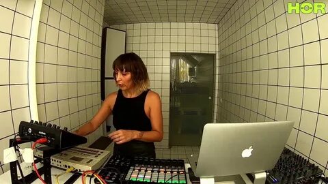 Dj mary