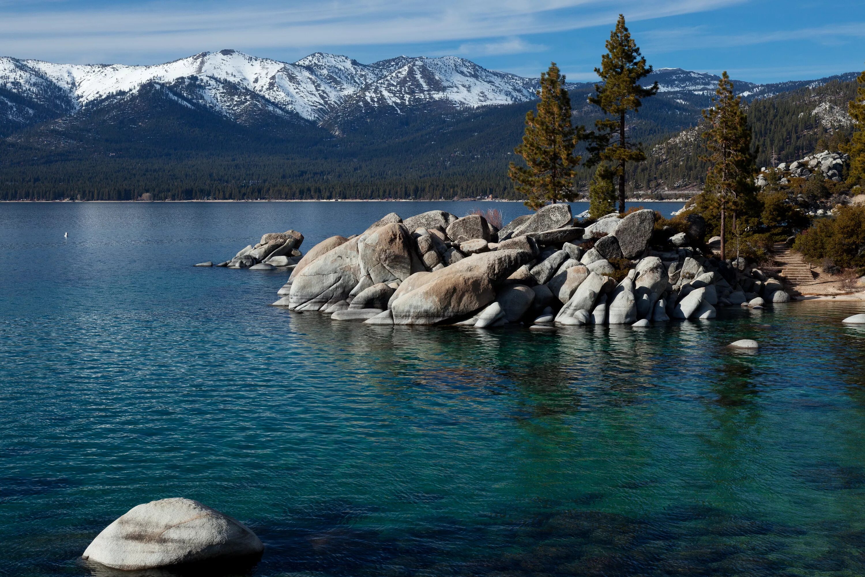 Lake download. Озеро Тахо Северная Америка. Озеро Тахо и Байкал. Озеро Тахо, Невада, США. Озеро Лейк Тахо.