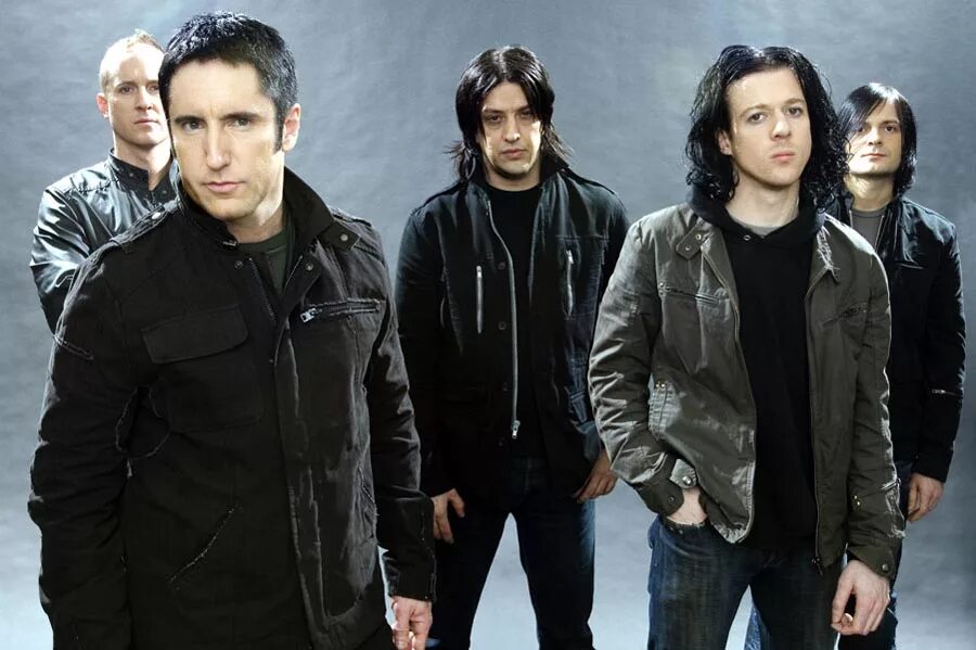 Nine inch broken. Группа nine inch nails 1994. трент резнор. nine inch nails 1995. nine inch nails 1990.