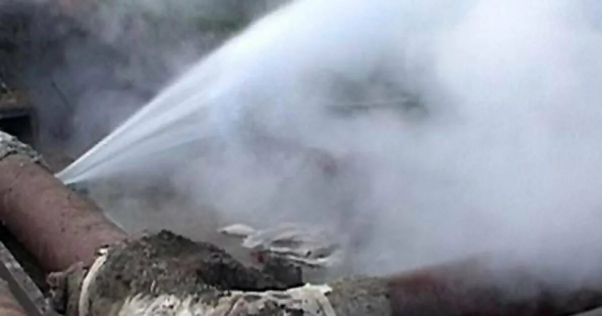 Порыв трубопровода. Прорыв водовода. Аварийная ситуация на водоводе. Аварии в системах водоснабжения. Порыв.