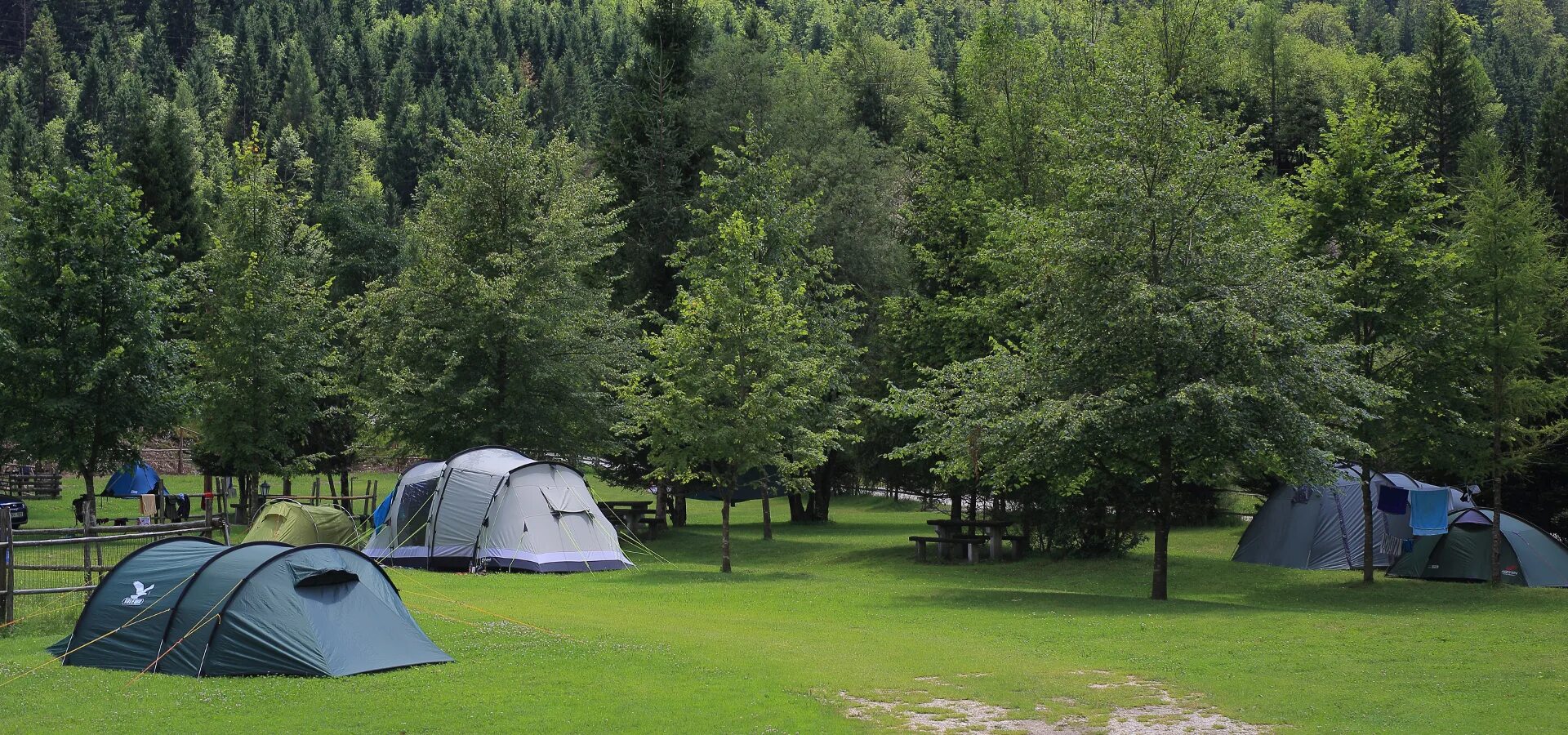 Www camping. Национальный парк Угра кемпинг. Питч кемпинг. Catez Camping Slovenia.